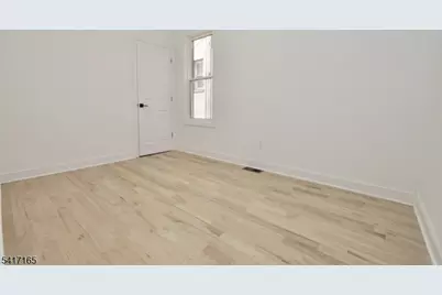 43 Bragaw Ave #2, Newark, NJ 07112 - Photo 6