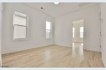 43 Bragaw Ave #2, Newark, NJ 07112 - Photo 4