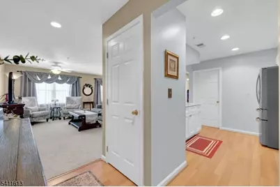 64 Dayton Ct #104, Independence Township, NJ 07840 - Photo 6