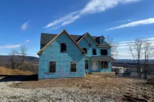 6 Spring Ct, Lopatcong Township, NJ 08865 - Photo 4