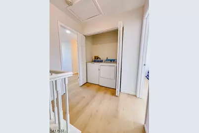 386 Inwood Ct, Franklin Township, NJ 08873 - Photo 14