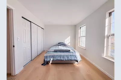 386 Inwood Ct, Franklin Township, NJ 08873 - Photo 18