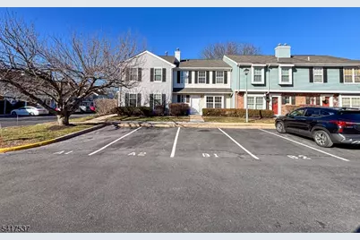 386 Inwood Ct, Franklin Township, NJ 08873 - Photo 1