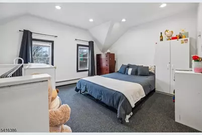 35 Hickory St, Bloomfield, NJ 07003 - Photo 24