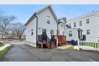 35 Hickory St, Bloomfield, NJ 07003 - Photo 32