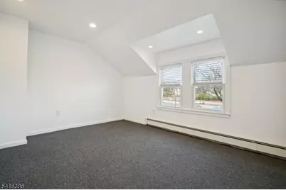 35 Hickory St, Bloomfield, NJ 07003 - Photo 10