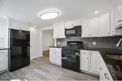 35 Hickory St, Bloomfield, NJ 07003 - Photo 6