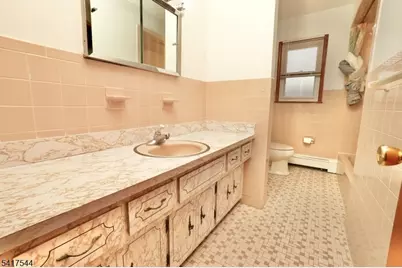 9 Davey St 2nd Floor, Bloomfield, NJ 07003 - Photo 12