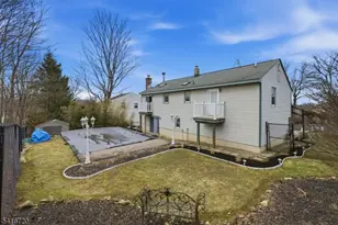 4 Shelley Ct, Sparta Township, NJ 07871 - Photo 6