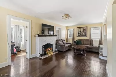 401 Woodland Ave, Roselle Park, NJ 07204 - Photo 6