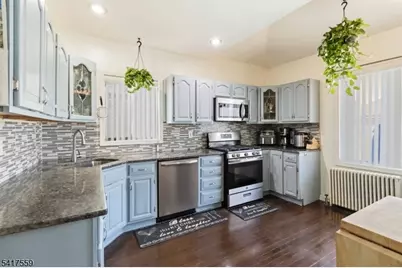 401 Woodland Ave, Roselle Park, NJ 07204 - Photo 10