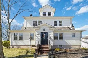 401 Woodland Ave, Roselle Park, NJ 07204 - Photo 1