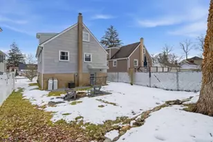 37 Wenonah Ave, Parsippany, NJ 07034 - Photo 26