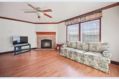 471 Kenbury Rd, Branchburg Township, NJ 08876 - Photo 4