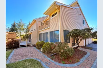 592 Cabot Hill Rd, Bridgewater, NJ 08807 - Photo 36