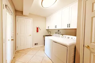 592 Cabot Hill Rd, Bridgewater, NJ 08807 - Photo 18