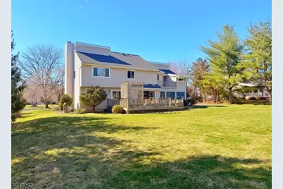 592 Cabot Hill Rd, Bridgewater, NJ 08807 - Photo 40