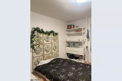 31 E 20th St, Linden, NJ 07036 - Photo 2