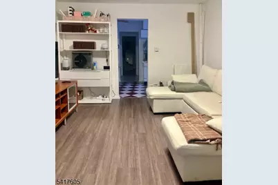 31 E 20th St, Linden, NJ 07036 - Photo 6