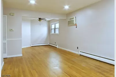 132 Oak St #2, Rahway, NJ 07065 - Photo 2