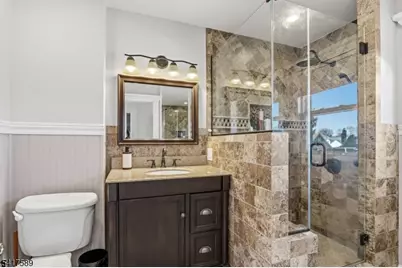 968 Moessner Ave, Union Township, NJ 07083 - Photo 14