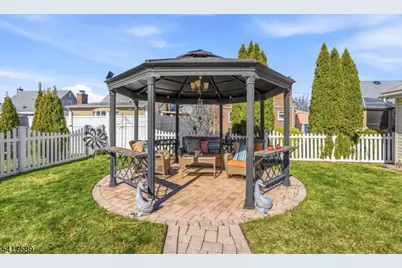 968 Moessner Ave, Union Township, NJ 07083 - Photo 2