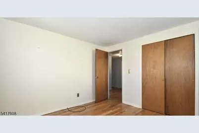 2462 Woodside Rd, Union Township, NJ 07083 - Photo 4