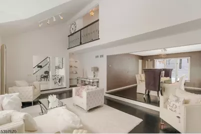 14 Lookout Dr, Roxbury Township, NJ 07852 - Photo 12