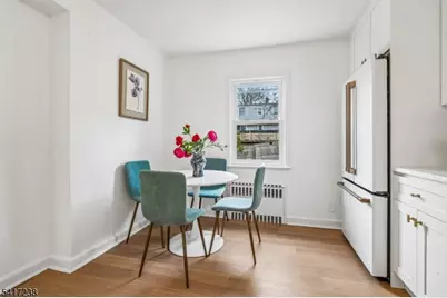 27 Hartshorn Ter, West Orange Township, NJ 07052 - Photo 20