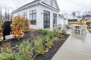 18 Flower Horn Blvd, Randolph Township, NJ 07869 - Photo 44