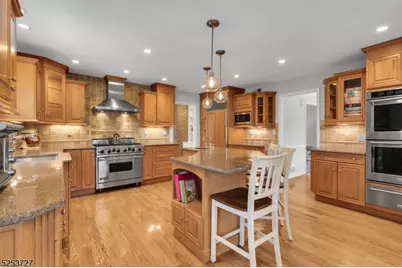 59 Manor Dr, Bernards Township, NJ 07920 - Photo 14