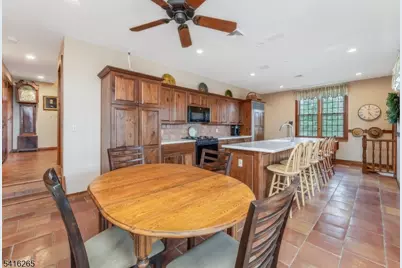 2 Driftway Dr, High Bridge, NJ 08829 - Photo 8
