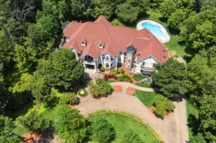 115 Skyline Dr, Watchung, NJ 07069 - Photo 2