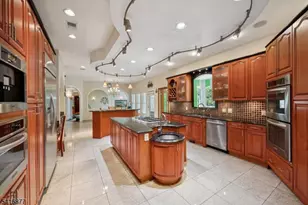 115 Skyline Dr, Watchung, NJ 07069 - Photo 12