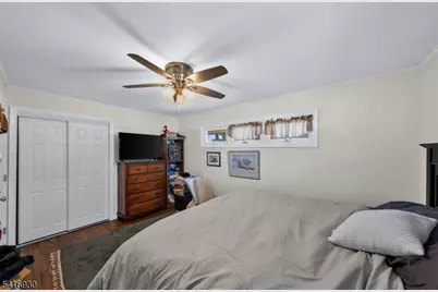 11B Wildwood Shores Dr, Hopatcong, NJ 07843 - Photo 16