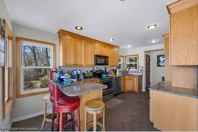 11B Wildwood Shores Dr, Hopatcong, NJ 07843 - Photo 10