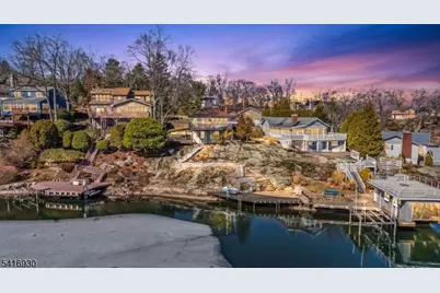 11B Wildwood Shores Dr, Hopatcong, NJ 07843 - Photo 2