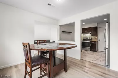 81 Stanwick Ct, Franklin Township, NJ 08873 - Photo 8