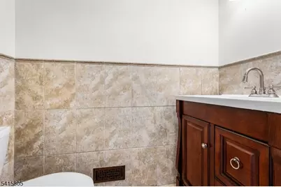 81 Stanwick Ct, Franklin Township, NJ 08873 - Photo 12