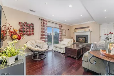 136 Powderhorn Dr, Lopatcong Township, NJ 08865 - Photo 18