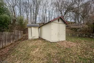 32 High St, Blairstown Township, NJ 07825 - Photo 36