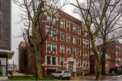 481 William St, East Orange, NJ 07017 - Photo 2