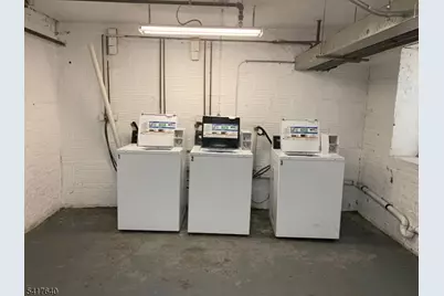 481 William St, East Orange, NJ 07017 - Photo 24