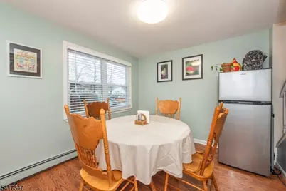 42 Roosevelt Ave, Parsippany, NJ 07034 - Photo 12