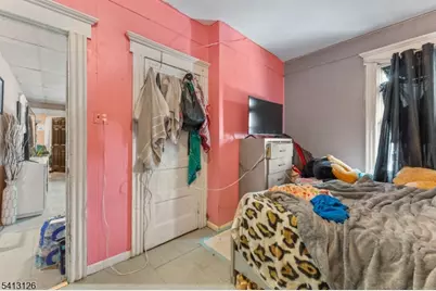 160 Burgess Pl, Passaic, NJ 07055 - Photo 16