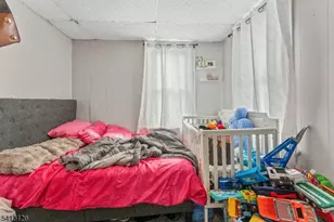 160 Burgess Pl, Passaic, NJ 07055 - Photo 12