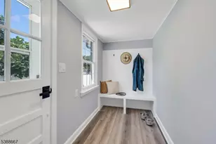 1 Crestwood Ln, Clark Township, NJ 07066 - Photo 22