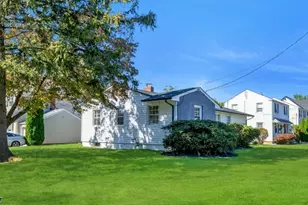 1 Crestwood Ln, Clark Township, NJ 07066 - Photo 26