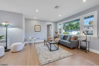 1 Crestwood Ln, Clark Township, NJ 07066 - Photo 6