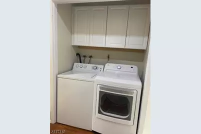 260 Crabtree Ct Ondo, Bernards Township, NJ 07920 - Photo 10